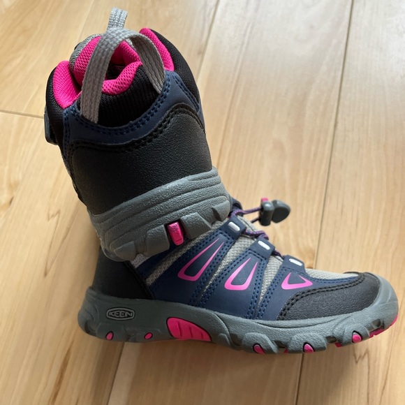 New Keen knotch peak girl size 11 shoes - Picture 8 of 12